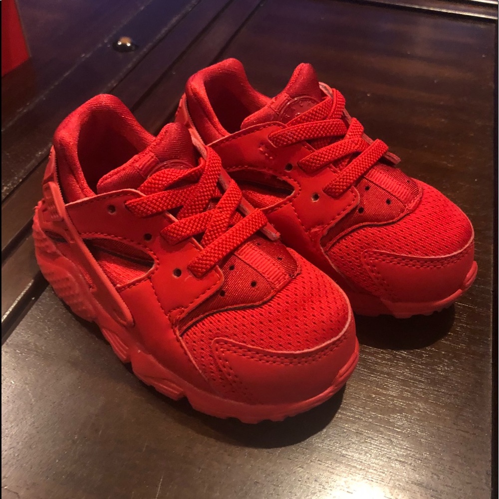 SOLD!!!!!!  Nike